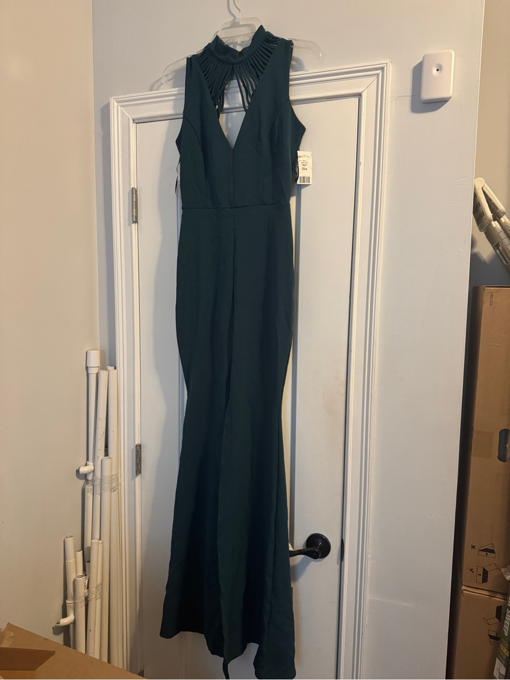 Sleeveless Emerald Halter Maxi Dress with Pleated Neckline